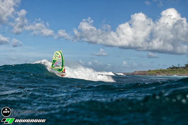 Reichman charging hard in the women's double © American Windsurfing Tour